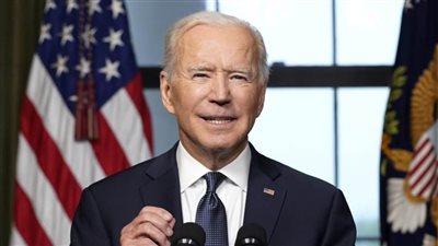 الرئيس الأمريكي يرحب بإقرار الكونجرس حزمة المساعدات الجديدة لأوكرانيا