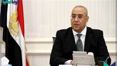 وزير الإسكان يبحث مع رئيس مجلس الأعمال اليمني فرص التعاون المشترك