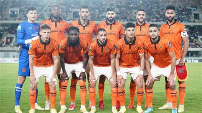 نهضة بركان المغربي يفوز على أورلاندو ويتوج بكأس الكونفدرالية للمرة الثانية في تاريخه