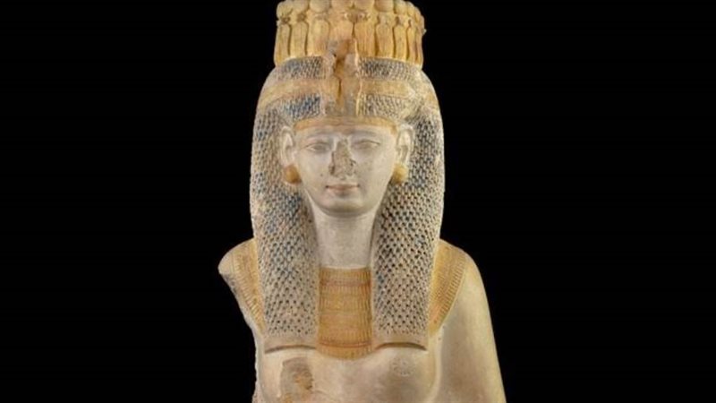 تمثال ميريت آمون