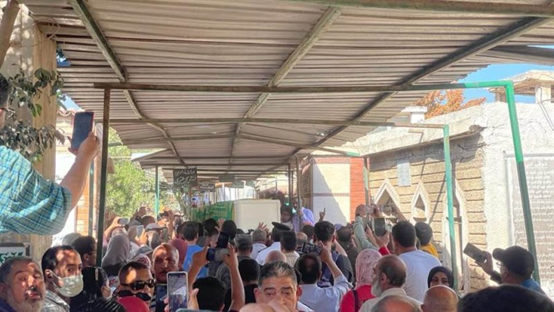 مراسم دفن الفنان