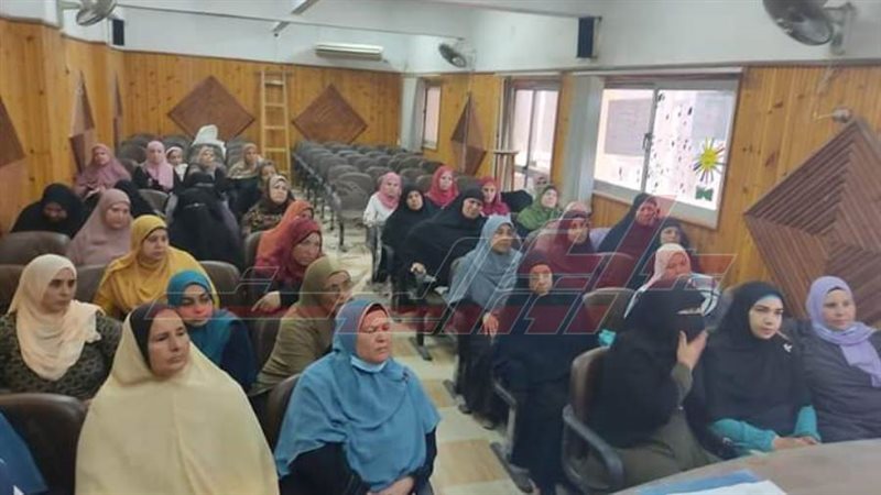 خلال الندوة