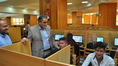 تطبيق الإجراءات الوقائية والاحترازية خلال الامتحانات بجامعة كفر الشيخ