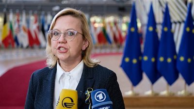 بولندا تفسخ اتفاق توريد الغاز مع روسيا قبل الموعد المحدد