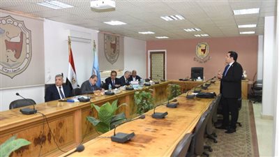 المرشحون لمنصب عمادة كلية الزراعة بجامعة سوهاج يعرضون خططهم التطويرية