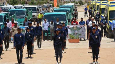 السكرتير العام لمحافظة المنيا يتفقد طابور اصطفاف المعدات والمركبات ومعسكر الإيواء العاجل