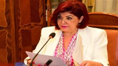 «نورا علي» تستعرض أمام البرلمان قانون تنظيم الحج وإنشاء البوابة الموحدة للحج