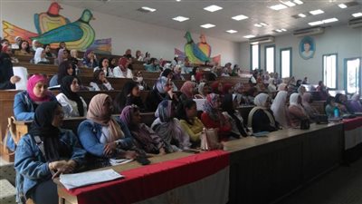 ندوات توعوية لمكلفي الخدمة العامة عن الإدمان و أضراره