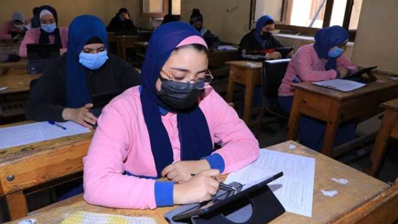 إلكترونيا لطلاب الصف