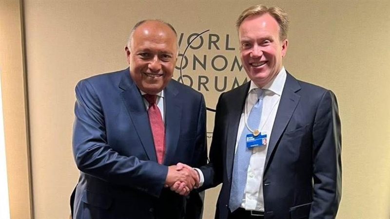 شكري يلتقي رئيس المنتدى