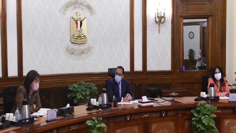 رئيس الوزراء يتابع