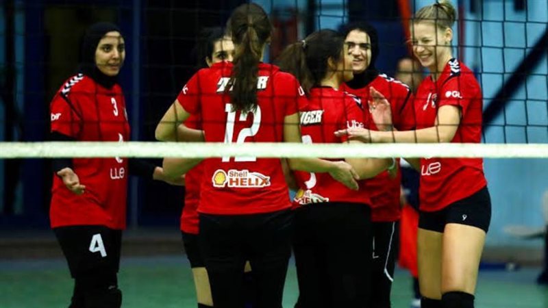 طائرة سيدات الأهلي