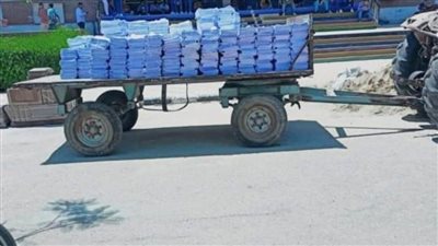 تعرف على حقيقة صورة نقل أوراق على جرار بزراعة المنيا 