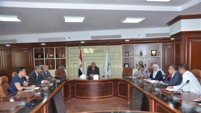 سكرتيرعام بنى سويف يلتقى لجنة انتخابات مجالس إدارات الجمعيات الزراعية