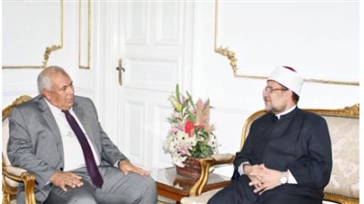 وزير الأوقاف ومحافظ الوادي الجديد يشاركان في اللقاء المفتوح بالوادي الجديد 12 يونيو