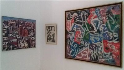 جاليري ضي ينشر صورا من معرض الفنان محمد عبلة 