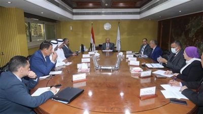 وزير النقل: القيادة السياسية وجهت بضرورة تعظيم الاستفادة من النقل النهري