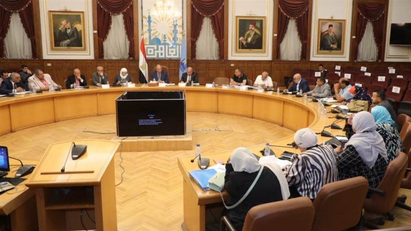 اجتماع محافظ القاهرة