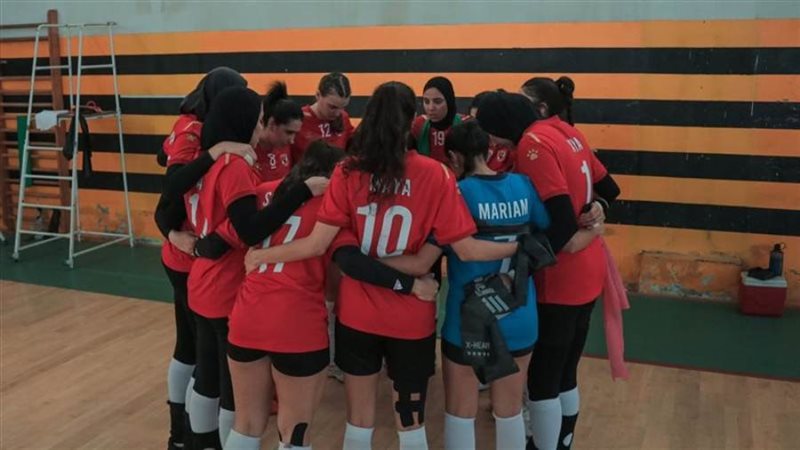 طائرة سيدات الأهلي