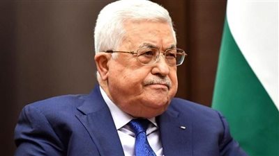 رئيس فلسطين يُكلف حسين الشيخ بمهام أمين سر اللجنة التنفيذية لمنظمة التحرير
