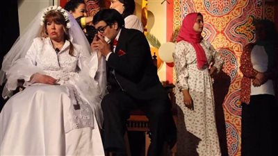  افتتاح العرض المسرحي 