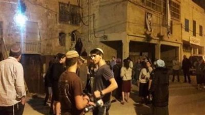 مستوطنون يعتدون على أطفال في البلدة القديمة من الخليل