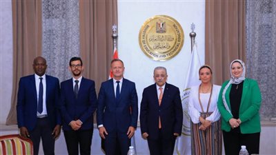 وزير التعليم ورئيس الاتحاد الدولى للرياضة المدرسية يبحثان استعدادات استضافة مونديال اليد 2023