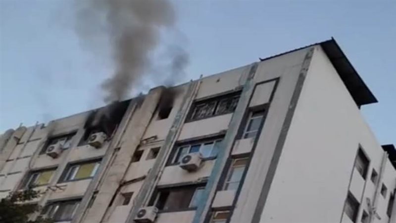 جانب من الحريق