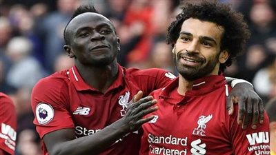 الأسطورتان شيرر وكامبل: ليفربول قد يخسر صلاح أو ماني في الموسم المقبل