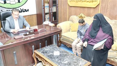 خلال لقائه اليومي.. محافظ المنوفية يلتقي المواطنين لفحص شكواهم