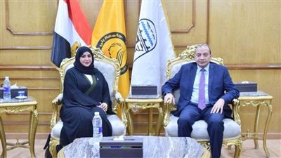 رئيس جامعة بني سويف يستقبل المستشار الثقافي لمملكة البحرين 