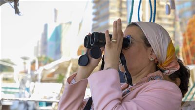 وزيرة البيئة تطلق الاحتفال باليوم العالمى للطيور المهاجرة من نهر النيل 