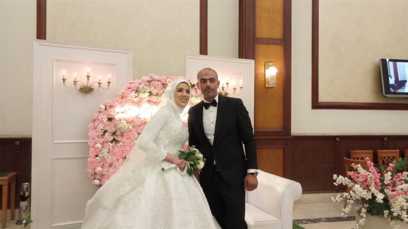 العروسان أسماء سرور