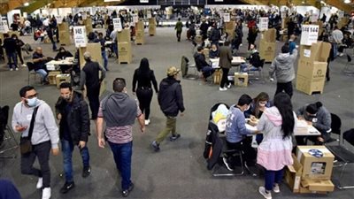 اليساري بيترو يفوز في الجولة الأولى من الانتخابات الرئاسية في كولومبيا