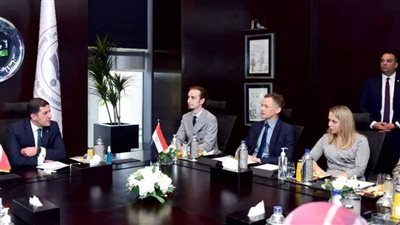 رئيس هيئة الاستثمار يبحث فرص التعاون الاستثماري مع كبرى الشركات البولندية