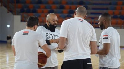 روي رانا يستدعي 24 لاعبًا لقائمة سلة مصر استعدادًا لتصفيات كأس العالم