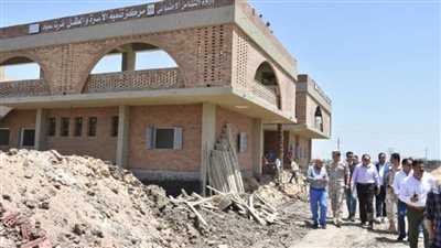 محافظ الشرقية يتابع معدلات أداء ونسب تنفيذ مشروعات حياة كريمة بسعود