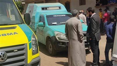 العثور على جثث 3 أشقاء مذبوحين داخل منزلهم بالدقهلية.. والأم تحاول الانتحار 