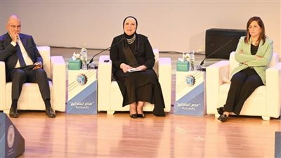 وزيرة التجارة والصناعة تشارك بفعاليات النسخة السادسة لمؤتمر مصر تستطيع بالصناعة