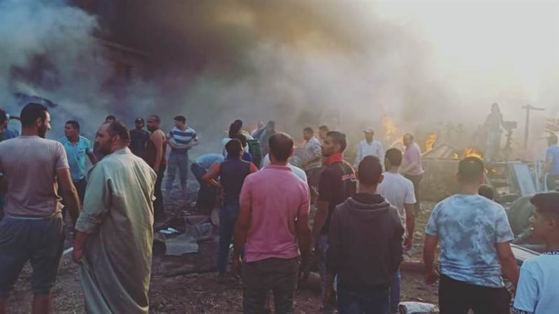 جانب من الحريق