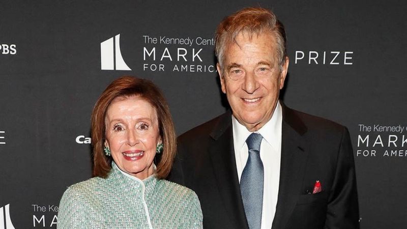 بول وبيلوسي