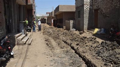 نائب محافظ بني سويف يتفقد مشروعات 