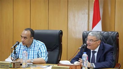 نائب محافظ المنيا يشيد بجهود الدولة في جذب الاستثمارات التكنولوجية