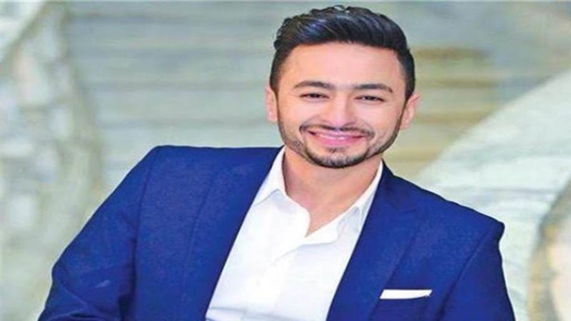 الفنان حمادة هلال