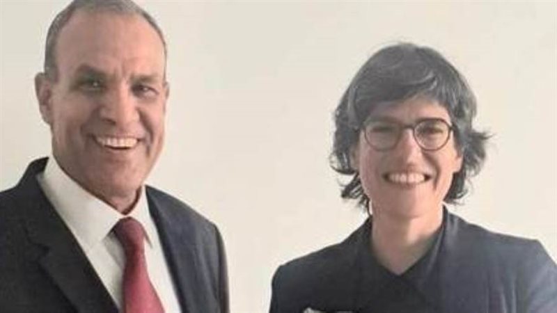 السفير المصري مع