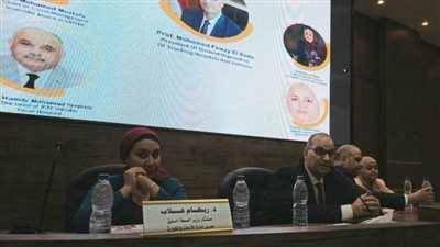 لجنة إدارة الأزمات بالمستشفيات التعليمية تبحث ملف 