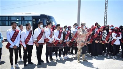 طلاب الثروة السمكية بجامعة كفر الشيخ يطلعون على تقنيات مزرعة غليون