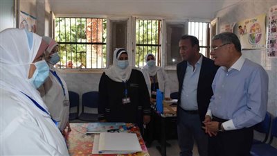 محافظ المنيا يتابع انتظام الخدمة بالوحدة الصحية لقرية صفط الخمار