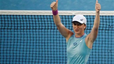 البولندية إيجا شفيونتيك تتأهل لنهائي 