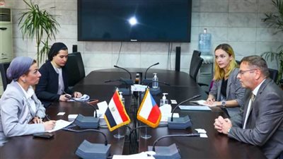 وزيرة البيئة تبحث مع نظيريها التشيكي والكندي سبل دعم رئاسة مصر لقمة المناخ